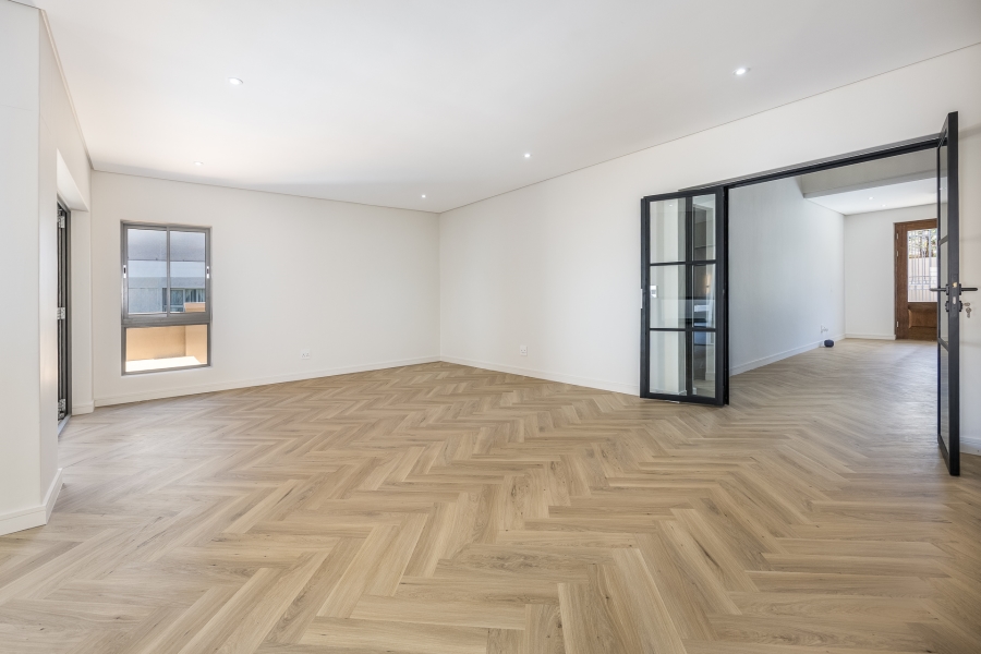 4 Bedroom Property for Sale in Vierlanden Western Cape